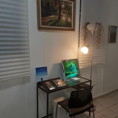 Frente Aeropuerto De Isla Verde San Juan Zewnętrze zdjęcie